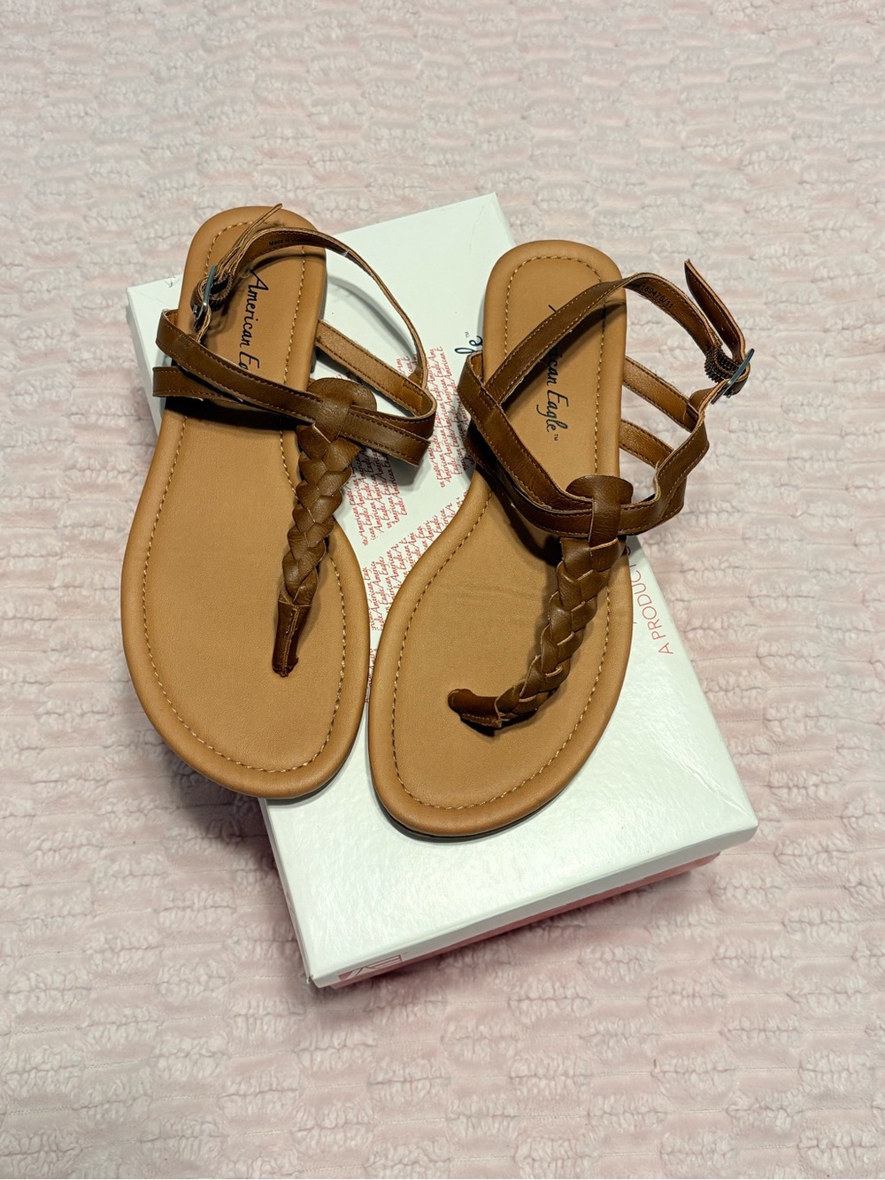 American Eagle By Payless Brown Braided T-Strap Sandals Size 5